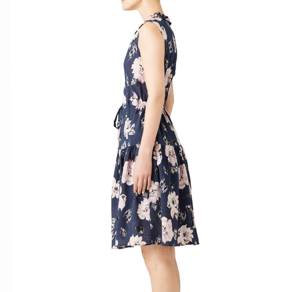 Sleeveless Magnolia Dress from RTR - Picture 2 of 9